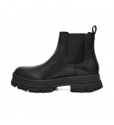 UGG Ashton Chelsea Black