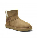UGG Mini Bailey Graphic Logo Suede Chestnut