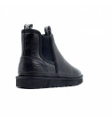 UGG Neumel Chelsea Leather Black