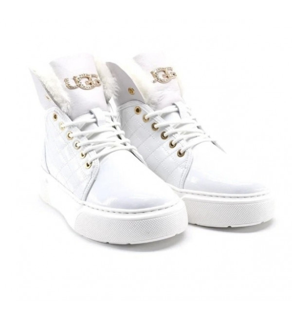 UGG Shanti White