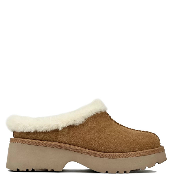 UGG New Heights Cozy Clog Chestnut